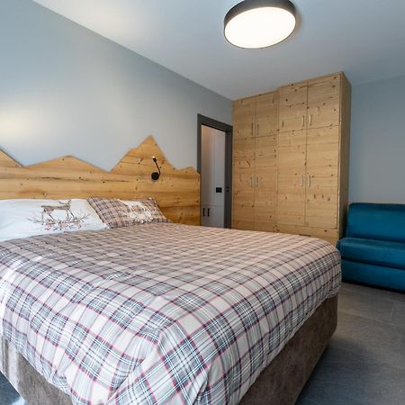 ליביניו Bluebell Apartments מראה חיצוני תמונה